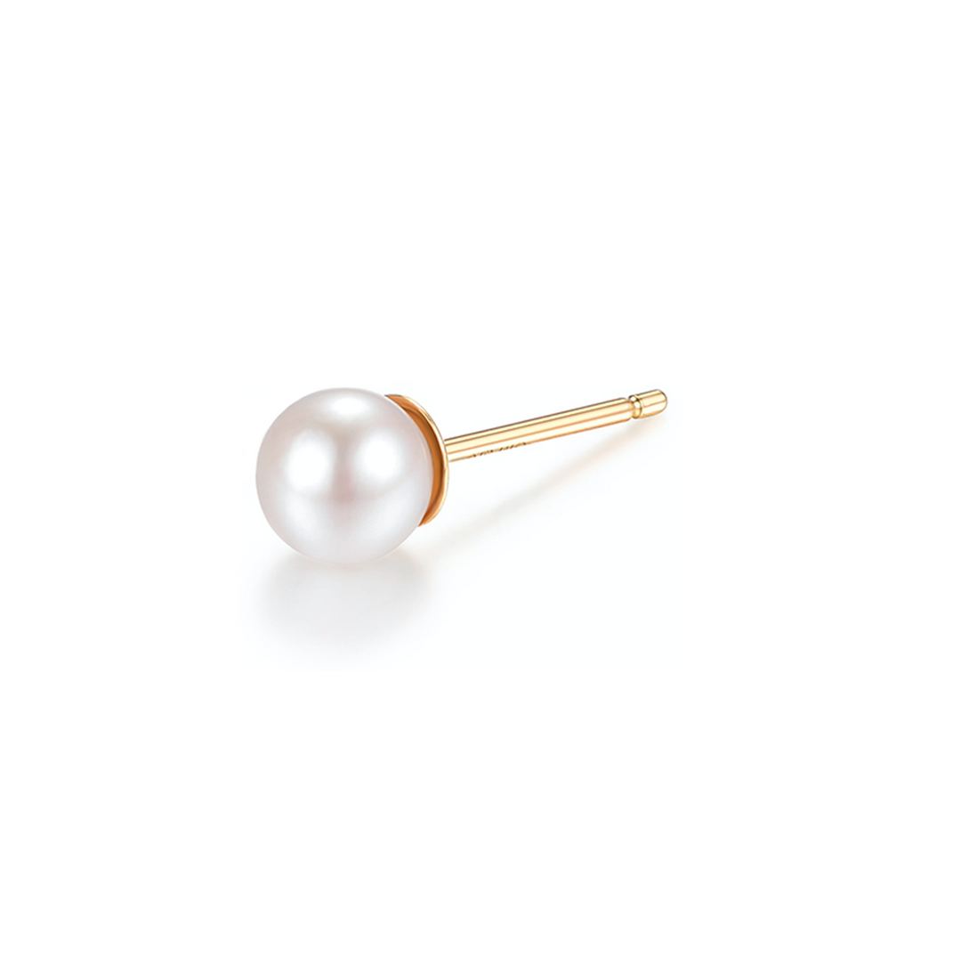 Classic Pearl Stud Earring